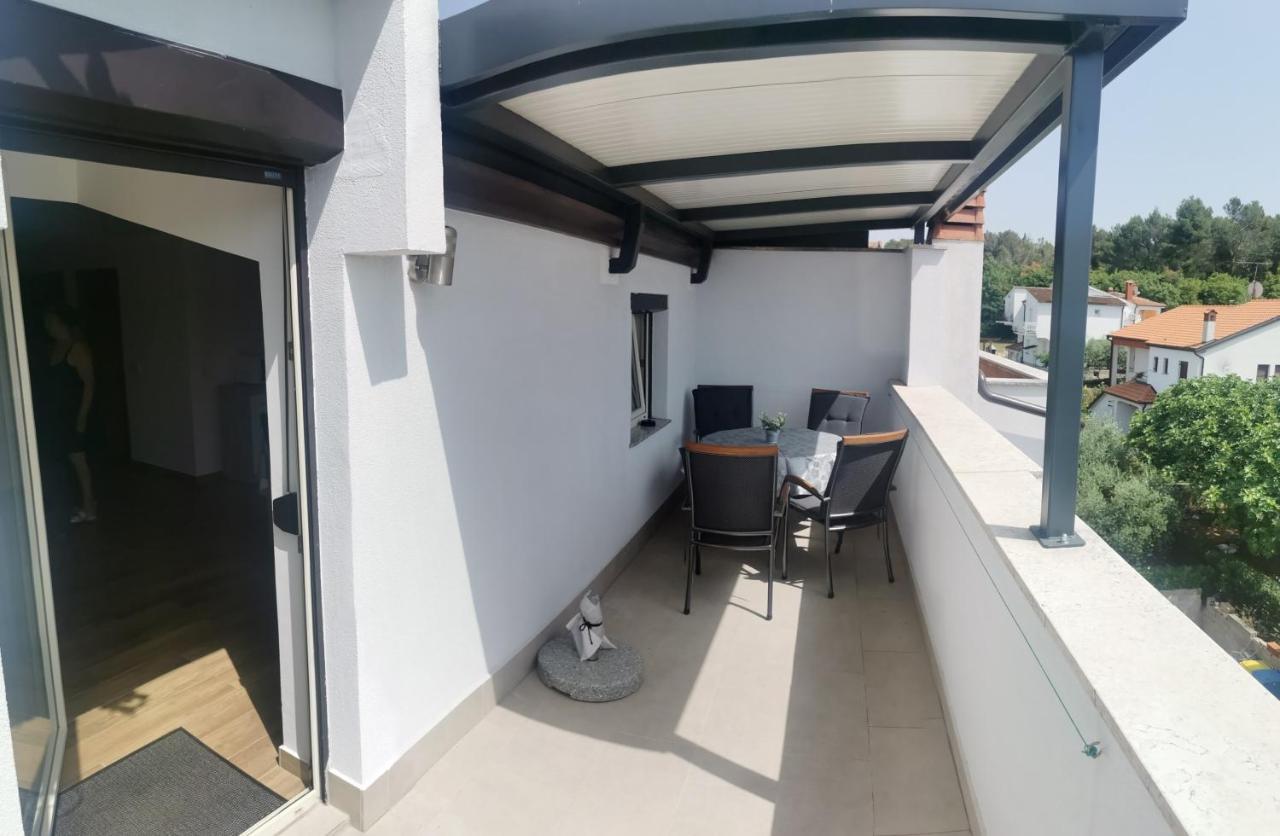 Apartments Slisko Poreč Buitenkant foto