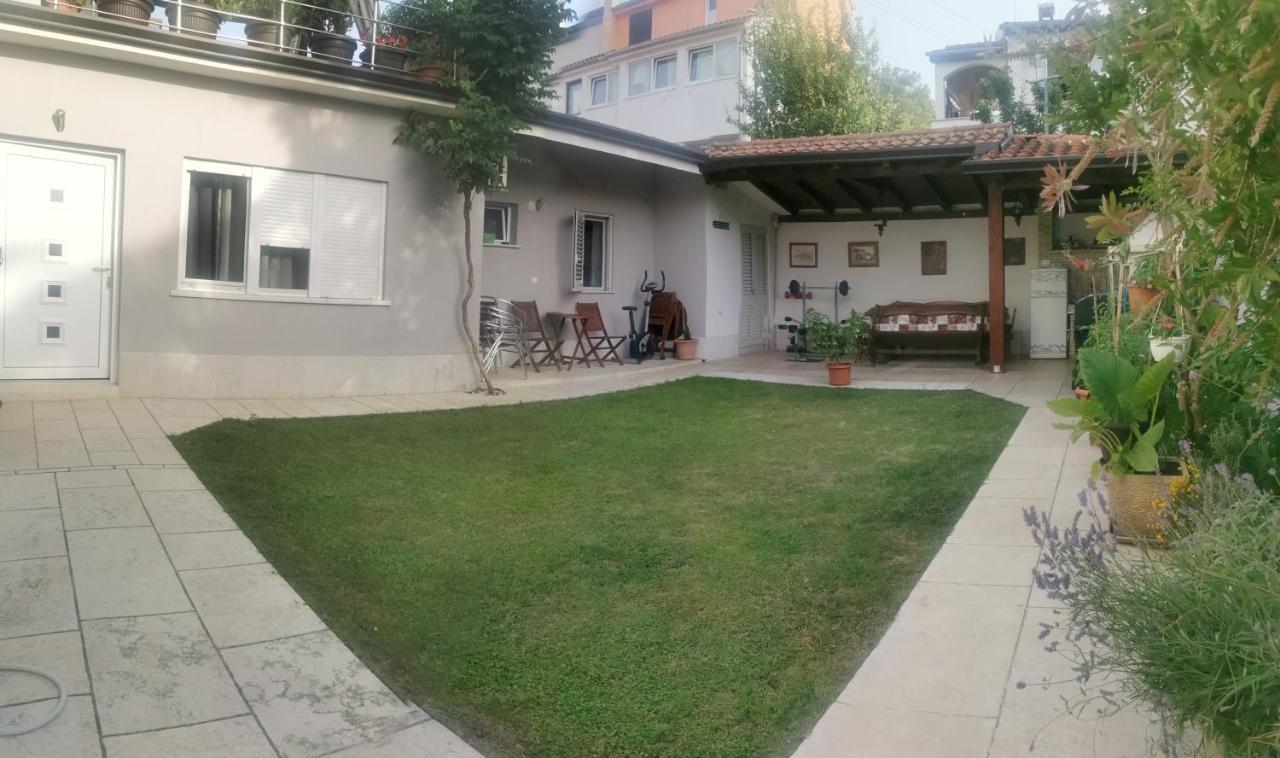 Apartments Slisko Poreč Buitenkant foto